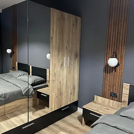 Peak Perspective 32nd Floor Spa&fitness Access Apartamento Skopie