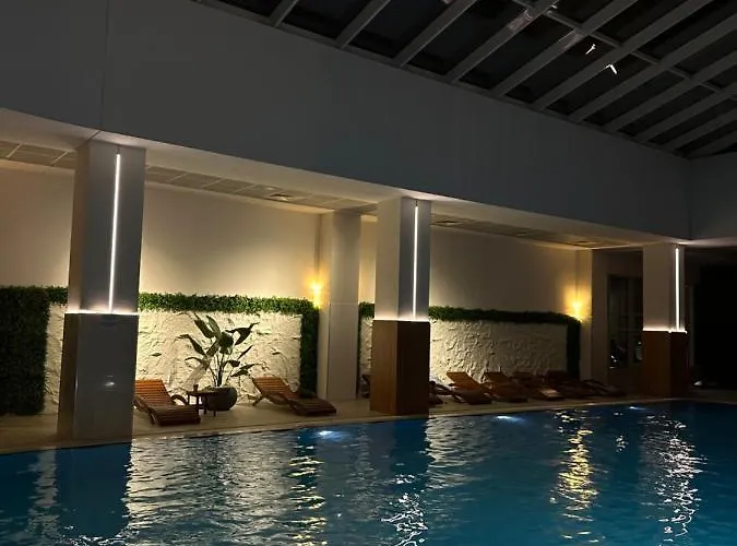 Peak Perspective 32nd Floor Spa&fitness Access